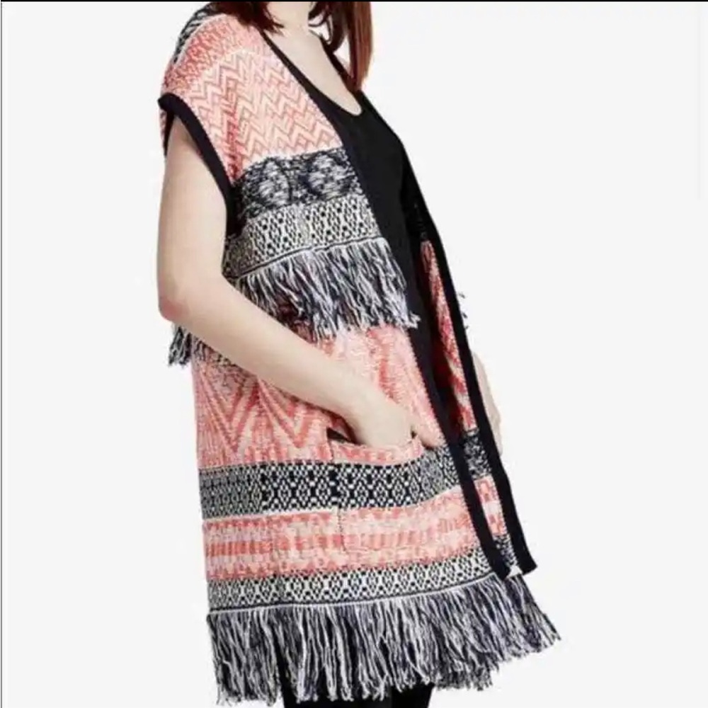 Lucky Brand women’s Fringed Knit Geometric orange & Black Sweater Vest Size
